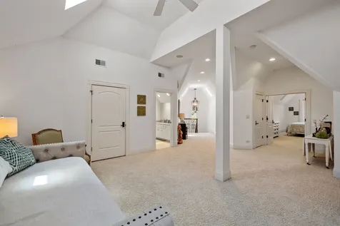 17 Ambriance Drive Burr Ridge IL 60527