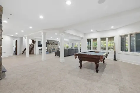 17 Ambriance Drive Burr Ridge IL 60527