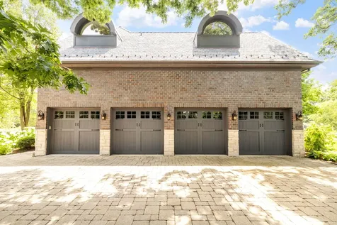 17 Ambriance Drive Burr Ridge IL 60527