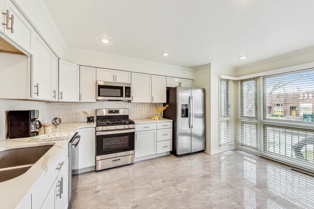 2819 South Michigan Avenue Chicago IL 60616
