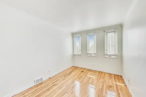 2819 South Michigan Avenue Chicago IL 60616