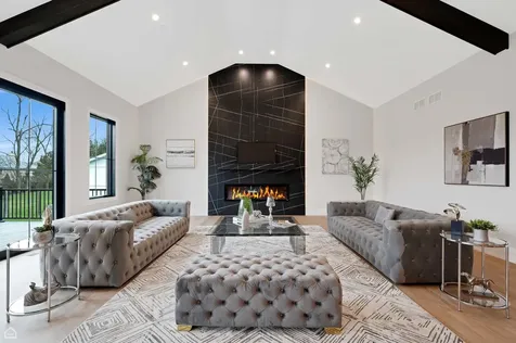 2410 White Oak Drive Northbrook IL 60062