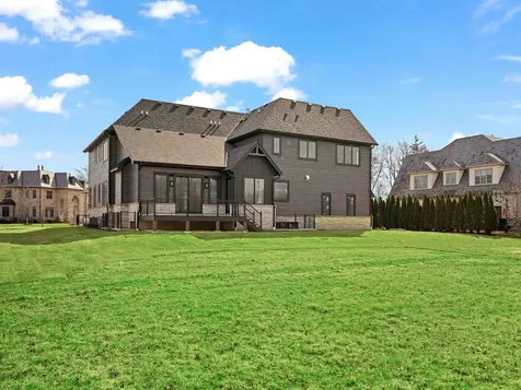 2410 White Oak Drive Northbrook IL 60062