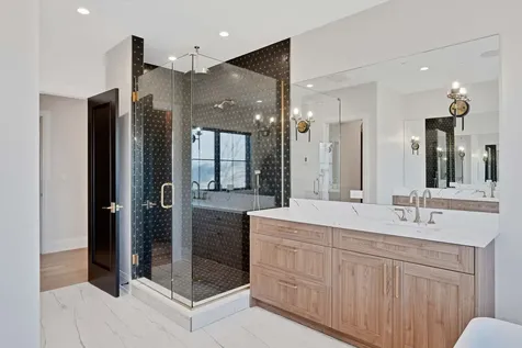 2410 White Oak Drive Northbrook IL 60062