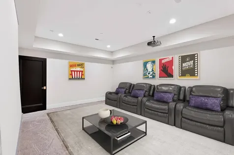 2410 White Oak Drive Northbrook IL 60062