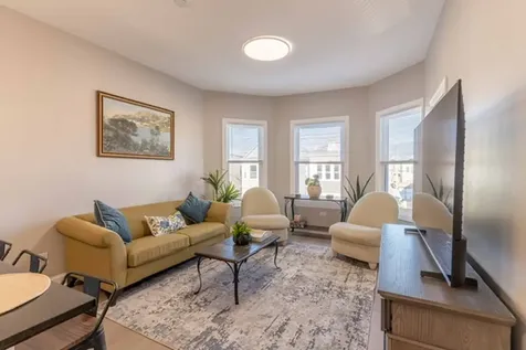 3049 North Avers Avenue Chicago IL 60618
