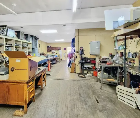 10050 South Ewing Avenue Chicago IL 60617