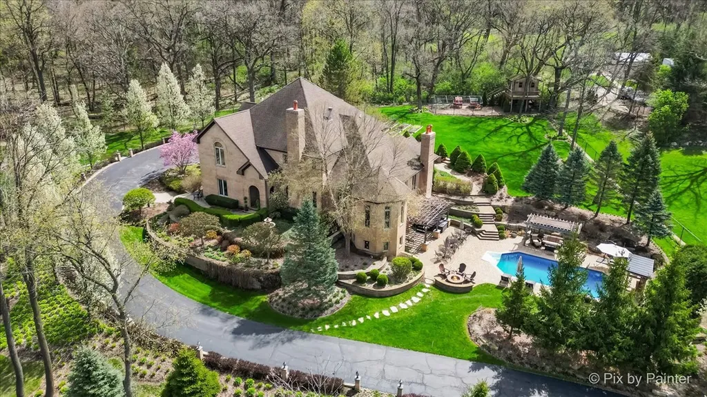10018 Haegers Bend Road Barrington Hills IL 60102
