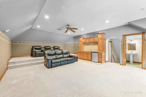 10018 Haegers Bend Road Barrington Hills IL 60102