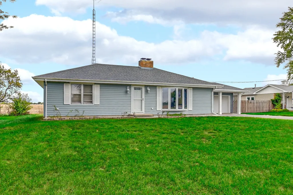 59 North 2750w Road Kankakee IL 60901