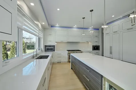 6644 North Knox Avenue Lincolnwood IL 60712