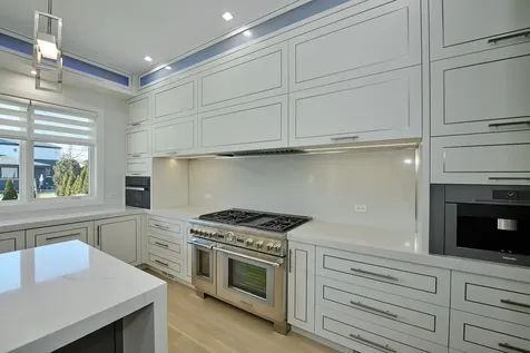 6644 North Knox Avenue Lincolnwood IL 60712