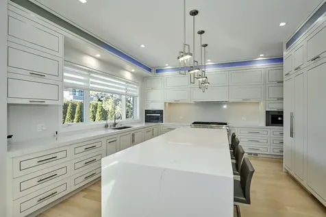 6644 North Knox Avenue Lincolnwood IL 60712