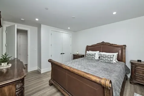 6644 North Knox Avenue Lincolnwood IL 60712