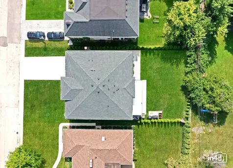 6644 North Knox Avenue Lincolnwood IL 60712