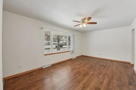 1715 14TH Street Winthrop Harbor IL 60096