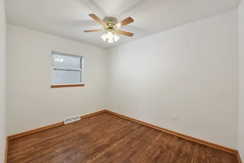 1715 14TH Street Winthrop Harbor IL 60096