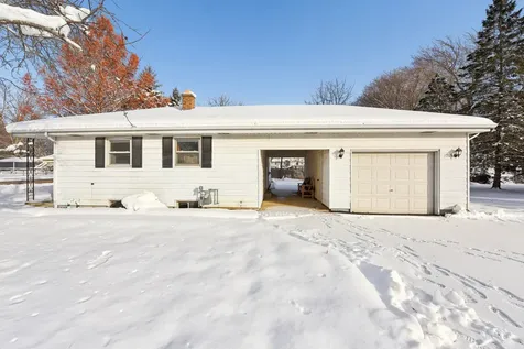 1715 14TH Street Winthrop Harbor IL 60096