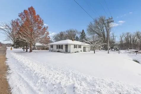 1715 14TH Street Winthrop Harbor IL 60096