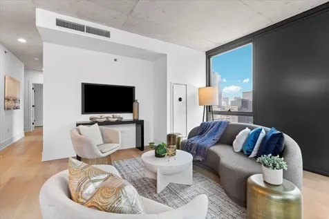 234 West Polk Street Chicago IL 60607