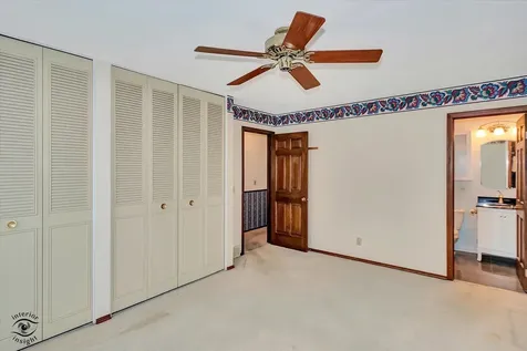 9 Cebold Drive Montgomery IL 60538