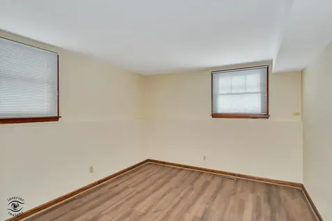 9 Cebold Drive Montgomery IL 60538