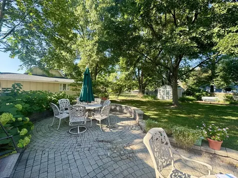 9 Cebold Drive Montgomery IL 60538