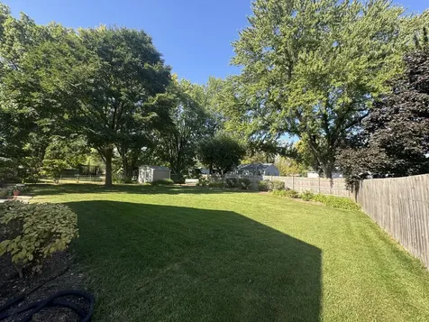 9 Cebold Drive Montgomery IL 60538