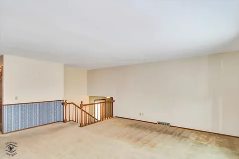 9 Cebold Drive Montgomery IL 60538