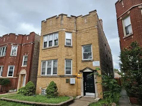 8342 South Wabash Avenue Chicago IL 60619