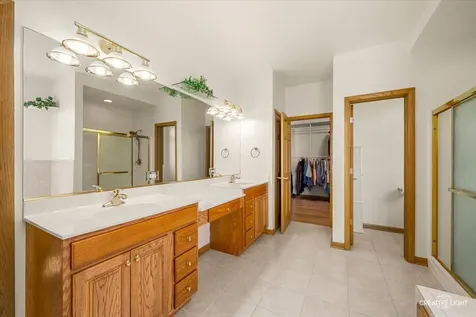 1502 Cherry Road Oswego IL 60543