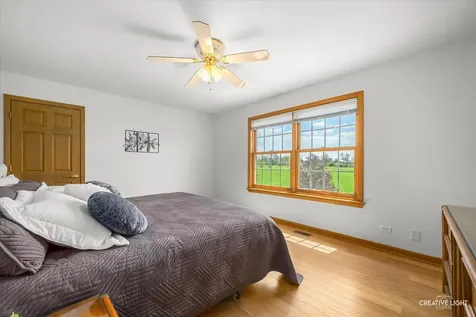 1502 Cherry Road Oswego IL 60543