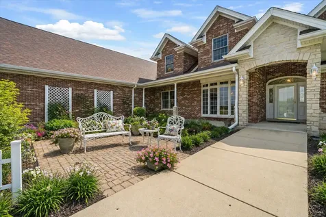 1502 Cherry Road Oswego IL 60543