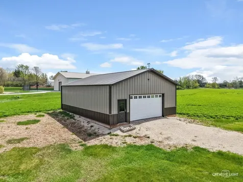 1502 Cherry Road Oswego IL 60543