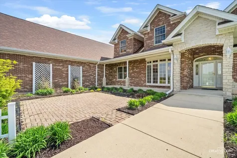 1502 Cherry Road Oswego IL 60543