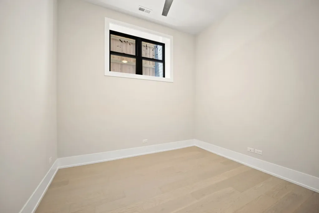 4353 North Richmond Avenue Chicago IL 60618