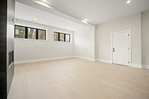 4353 North Richmond Avenue Chicago IL 60618