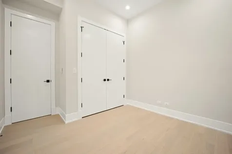 4353 North Richmond Avenue Chicago IL 60618