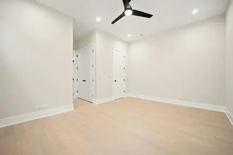 4353 North Richmond Avenue Chicago IL 60618