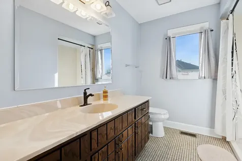 1458 Kingston Court Des Plaines IL 60018