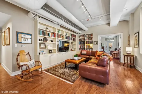 6 East Monroe Street Chicago IL 60603