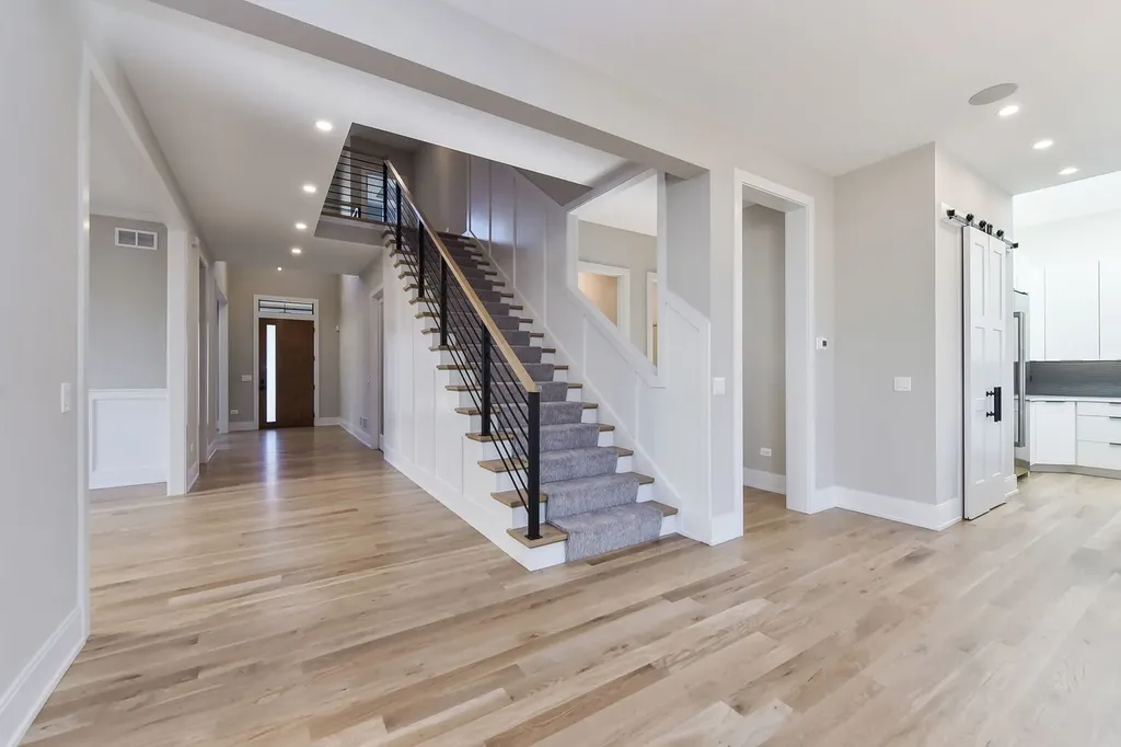 719 North Brainard Street Naperville IL 60563