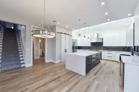 719 North Brainard Street Naperville IL 60563