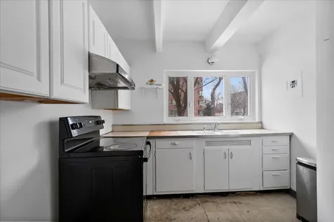 1940 West Hood Avenue Chicago IL 60660