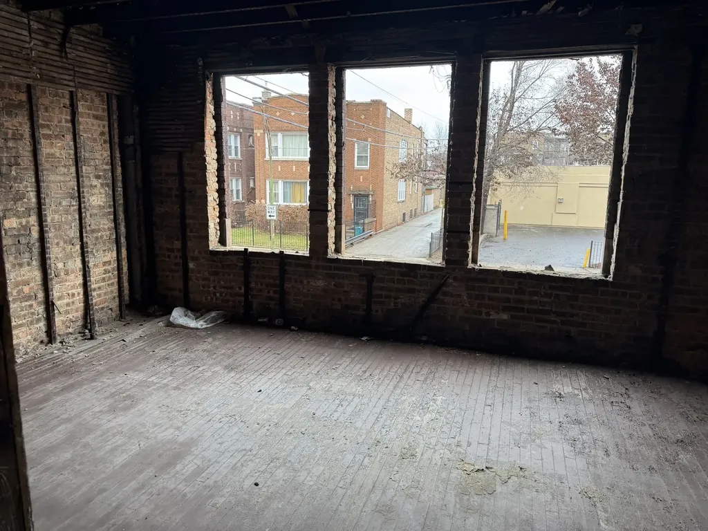 1758 East 79th Street Chicago IL 60649