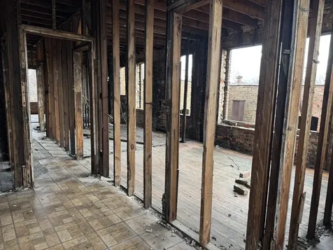 1758 East 79th Street Chicago IL 60649