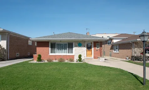 648 Saginaw Avenue Calumet City IL 60409