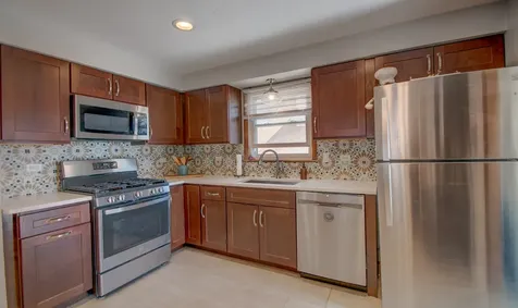 648 Saginaw Avenue Calumet City IL 60409