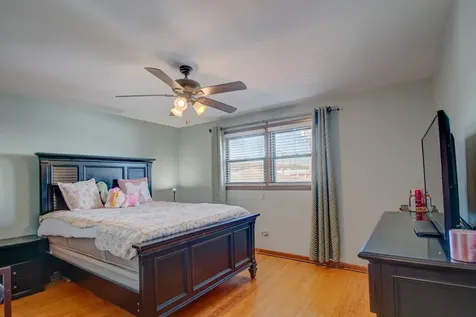648 Saginaw Avenue Calumet City IL 60409