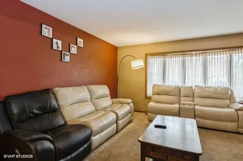 19265 Lange Street Lansing IL 60438